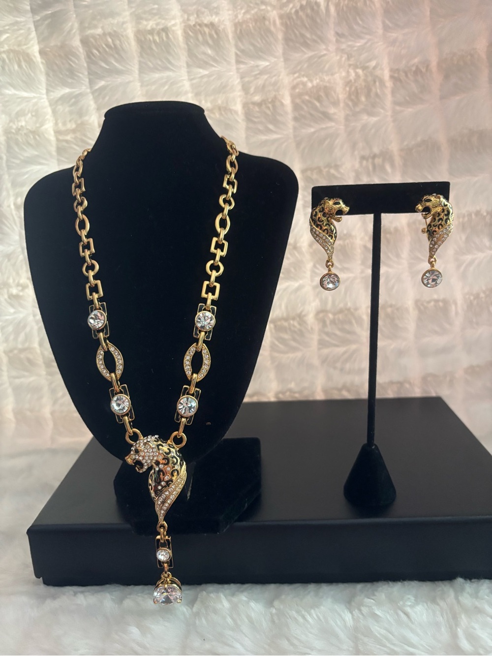 Gold-Tone Leopard Pendant Necklace & Earring Set - Gold